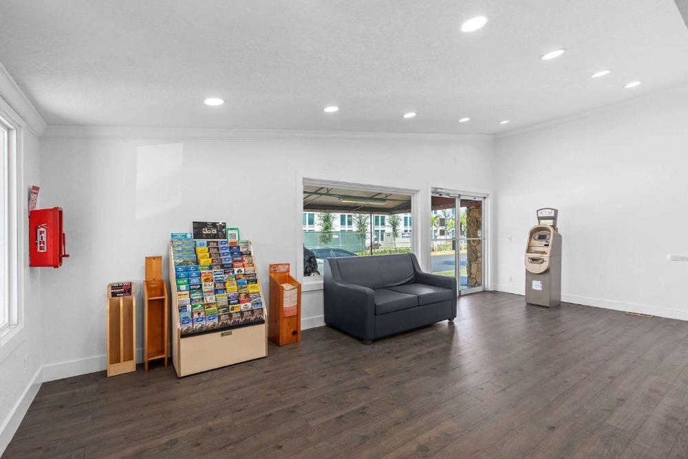 Super 8 by Wyndham Kissimmee-Orlando